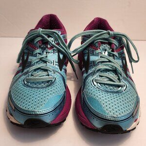 Ladies Brooks Glycerin GTS 17 Turquoise and Burgundy Running Shoes 8.5M